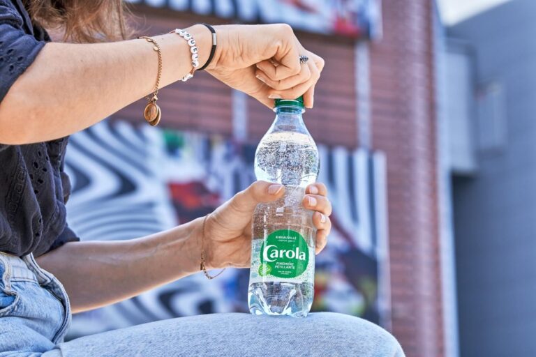 Quelle quantité d&rsquo;eau faut-il boire par jour et quels sont les signes de déshydratation&nbsp;?